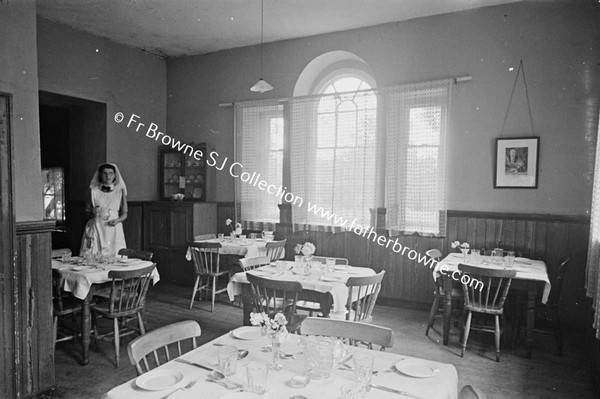 PRESENTATION CONVENT DUNDRUM IN THE DINING ROOM